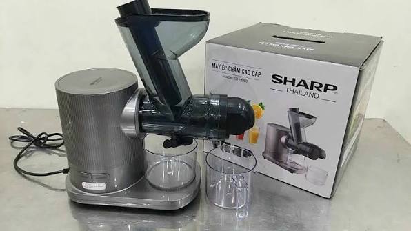 Máy ép chậm ngang Sharp