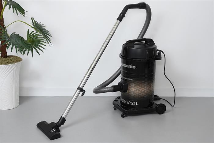 Máy hút bụi công nghiệp Panasonic MC-YL635TN46